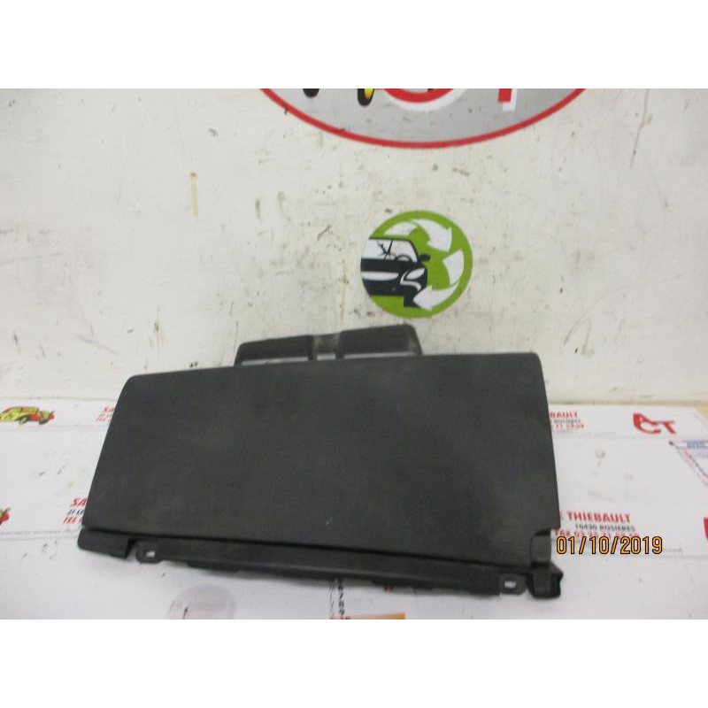 Boite a gants VOLKSWAGEN POLO IV (9N3) PHASE 2 d’occasion