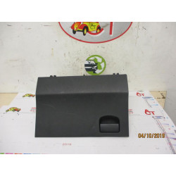 Boite a gants TOYOTA YARIS II PHASE 1 d’occasion