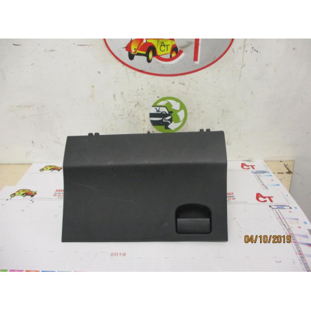 Boite a gants TOYOTA YARIS II PHASE 1 d’occasion