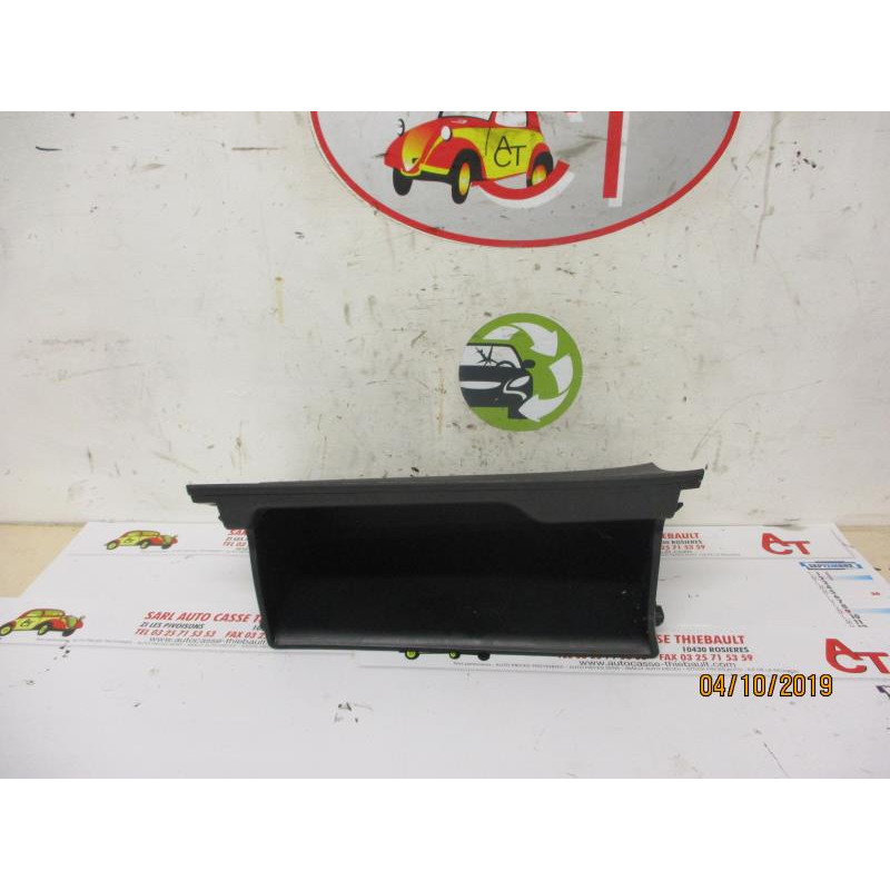 Boite a gants TOYOTA YARIS II PHASE 1 d’occasion