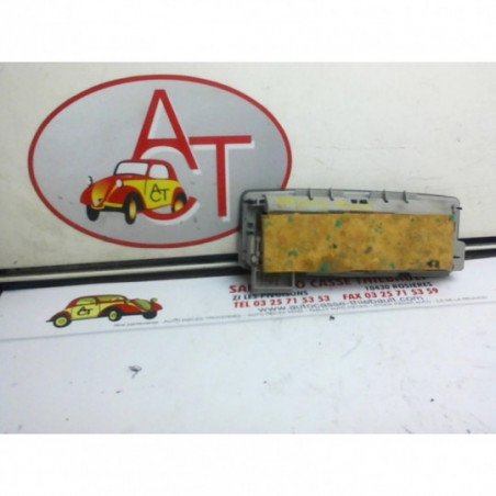 Eclairage de plafonnier. RENAULT VELSATIS PHASE 1 d’occasion