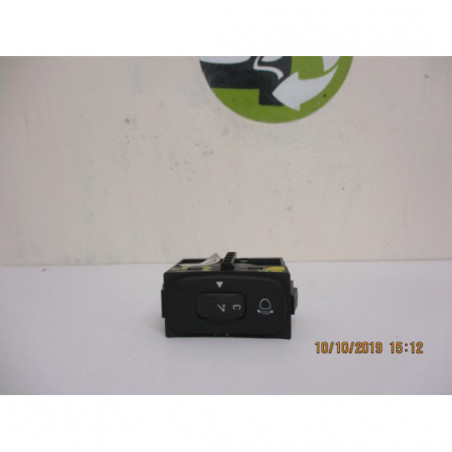 Commande de reglage hauteur de phare RENAULT VELSATIS PHASE 1 d’occasion