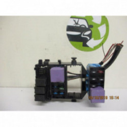 Porte fusible RENAULT VELSATIS PHASE 1 d’occasion