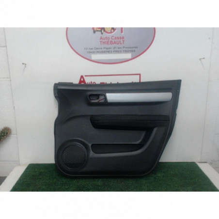 Panneau de porte avant droit SUZUKI SWIFT III d’occasion