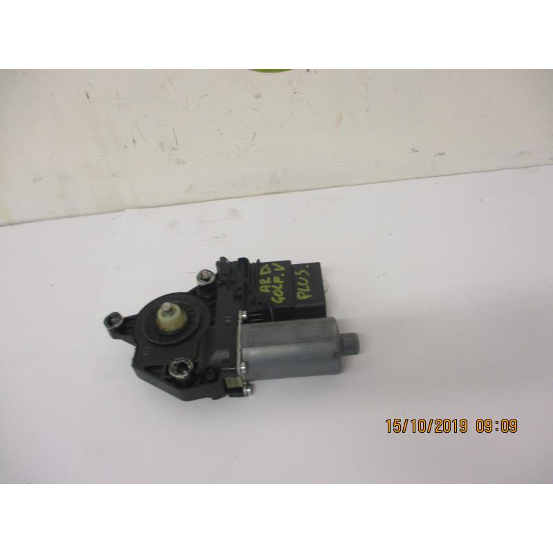 Mot. leve vitre arriere droit VOLKSWAGEN GOLF V d’occasion