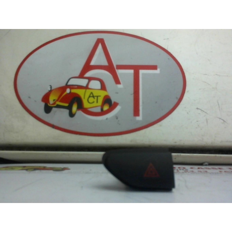 Bouton de warning RENAULT  d’occasion