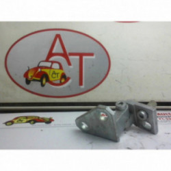 Charniere de porte avant gauche VOLKSWAGEN GOLF V d’occasion