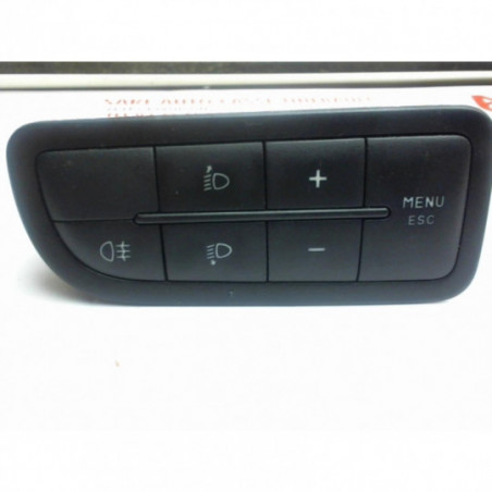 Commande de phare PEUGEOT BIPPER d’occasion