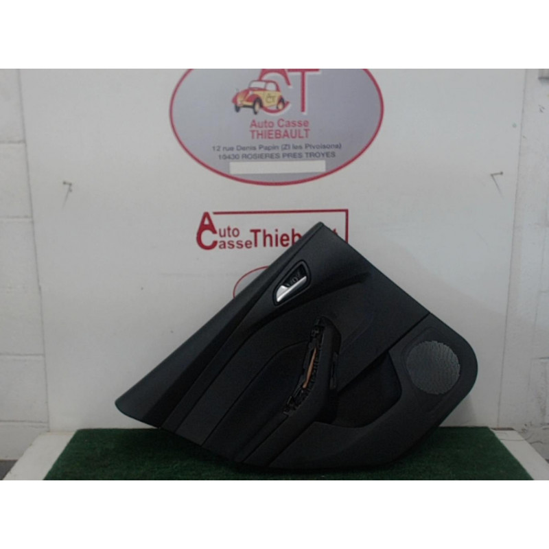 Panneau de porte arriere droit FORD FOCUS III d’occasion