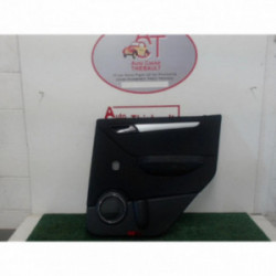 Panneau de porte arriere droit MERCEDES CLASSE A (169) d’occasion