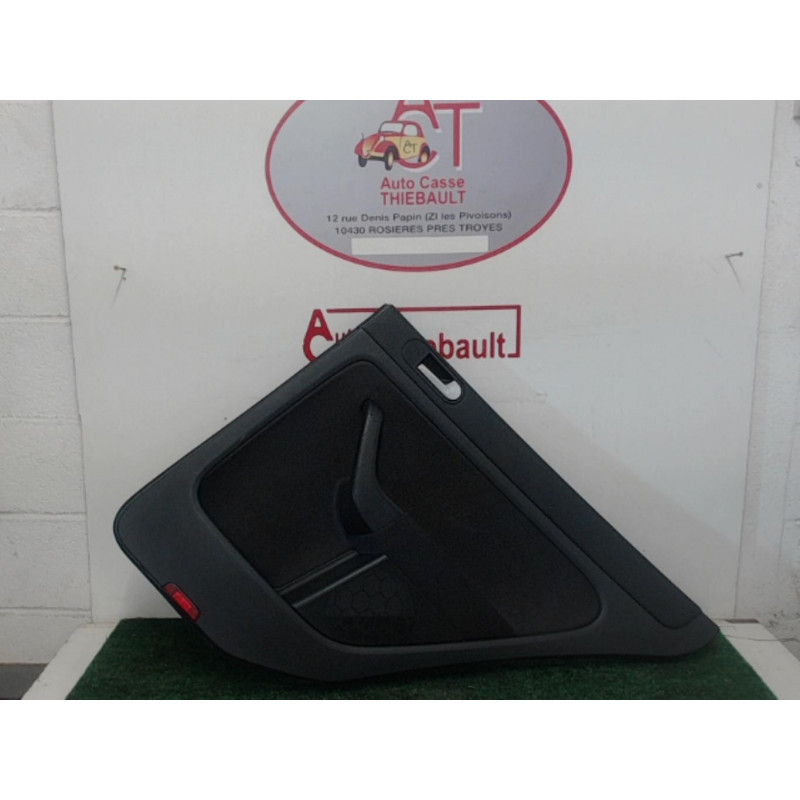 Panneau de porte arriere droit VOLKSWAGEN GOLF V d’occasion