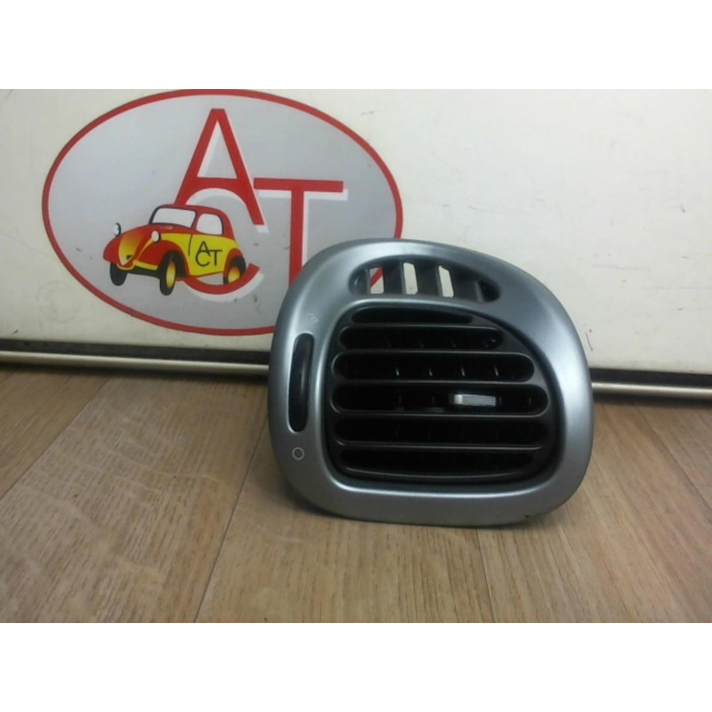 Aerateur tableau de bord avant droit CITROEN XSARA PICASSO PHASE 2 d’occasion