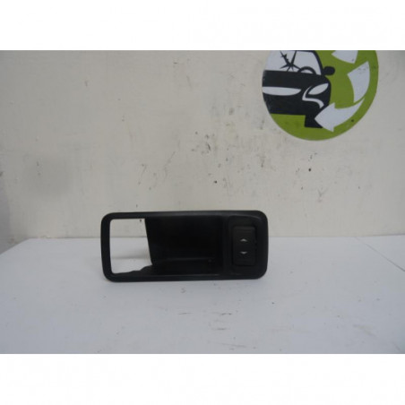 Interrupteur de leve vitre arriere gauche FORD FOCUS C-MAX d’occasion