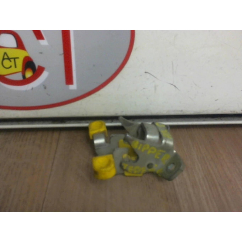 Arret de porte arriere droit PEUGEOT BIPPER d’occasion