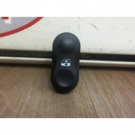 Interrupteur de leve vitre avant gauche DACIA DUSTER PHASE 1 d’occasion