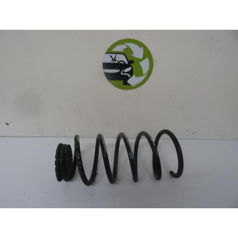Ressort de suspension arriere droit OPEL CORSA (C) PHASE 1 d’occasion