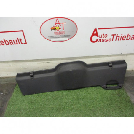 Garniture hayon OPEL CORSA (C) PHASE 1 d’occasion