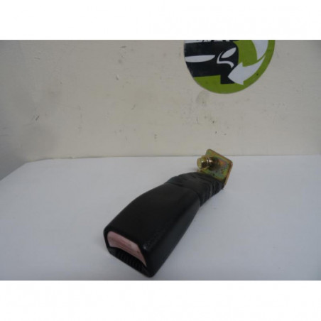 Attache ceinture arriere droit HYUNDAI COUPE I PHASE 2 d’occasion