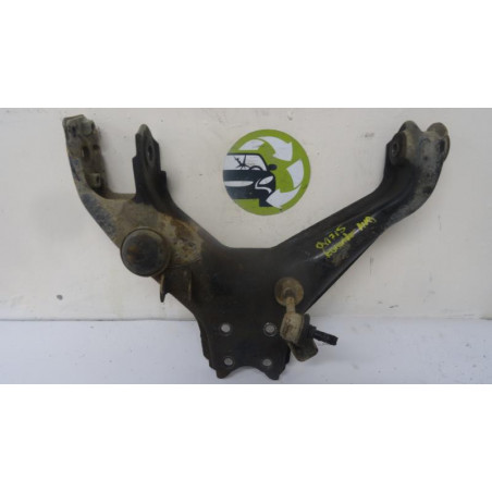 Bras de suspension superieur avant droit SSANGYONG KORANDO  PHASE 2 d’occasion