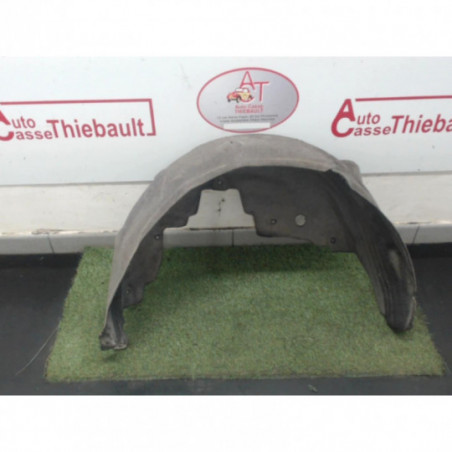 Pare boue arriere gauche TOYOTA COROLLA VERSO II PHASE 1 d’occasion