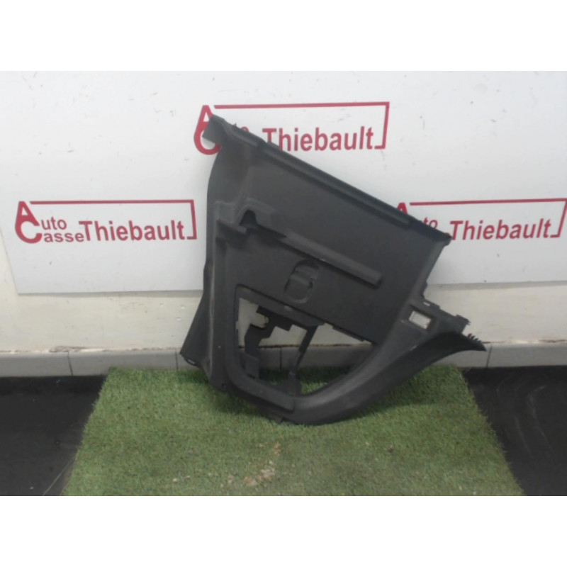 Garniture laterale arriere droite OPEL CORSA (D) PHASE 1 d’occasion