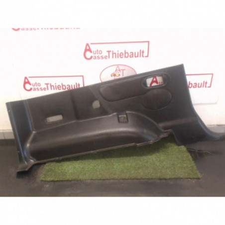 Garniture laterale arriere gauche SSANGYONG KORANDO  PHASE 2 d’occasion