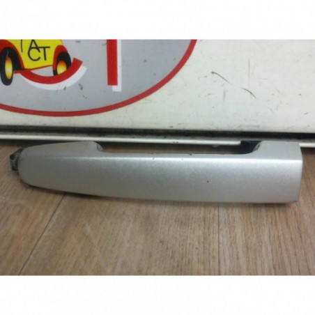 Poignee porte arriere gauche TOYOTA COROLLA VERSO II PHASE 1 d’occasion