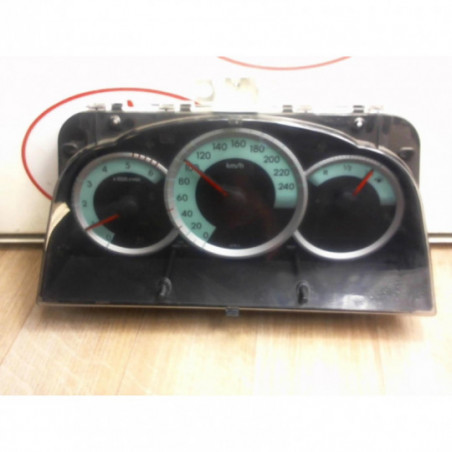 Compteur TOYOTA COROLLA VERSO II PHASE 1 d’occasion