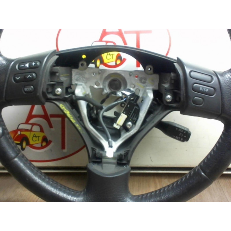 Volant TOYOTA COROLLA VERSO II PHASE 1 d’occasion