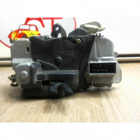 Serrure avant droit CITROEN XSARA d’occasion