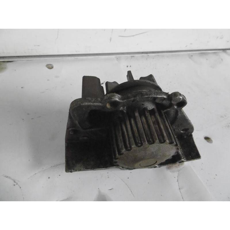 Pompe à eau PEUGEOT 406 PHASE 2 d’occasion