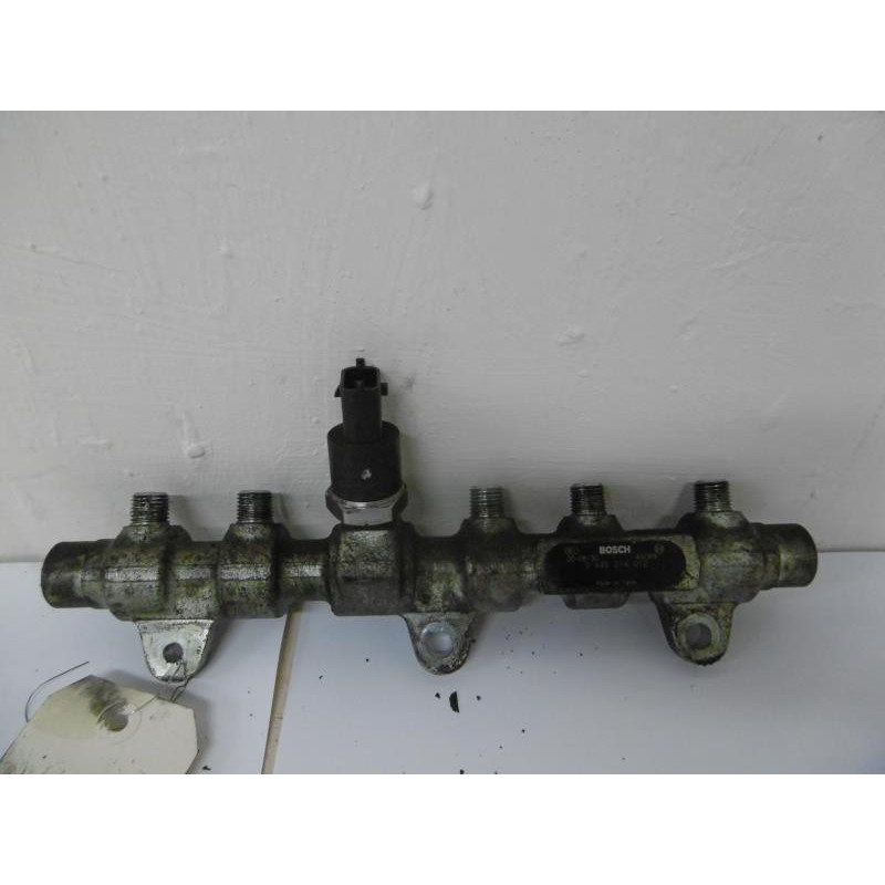 Rampe injection FIAT MULTIPLA PH1 MONOSPACE (186) 1.9 JTD d’occasion