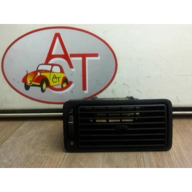 Aerateur tableau de bord avant droit VOLKSWAGEN GOLF IV d’occasion