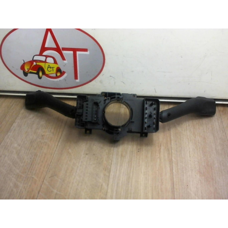 Commodo VOLKSWAGEN GOLF IV d’occasion