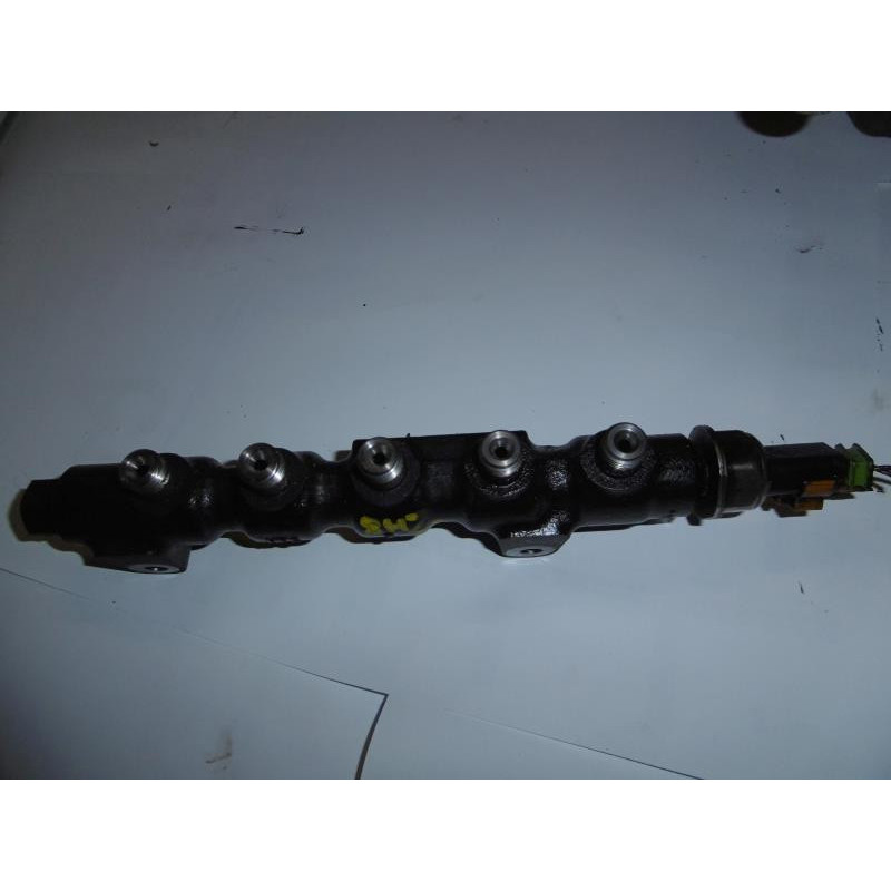 Rampe injection PEUGEOT 1007 d’occasion