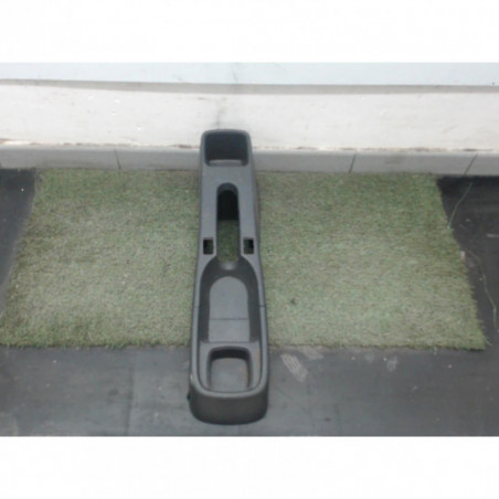 Console central (interieur plastique) OPEL AGILA II d’occasion