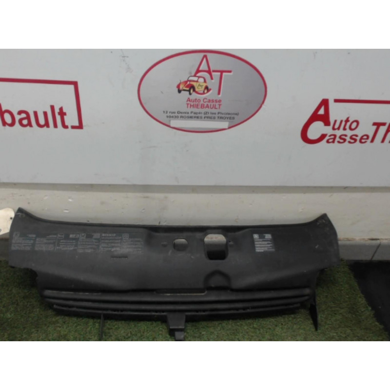 Support de calandre RENAULT CLIO II PHASE 2 d’occasion