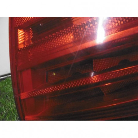 Feu arriere secondaire droit (feux) AUDI A4 TDI d’occasion