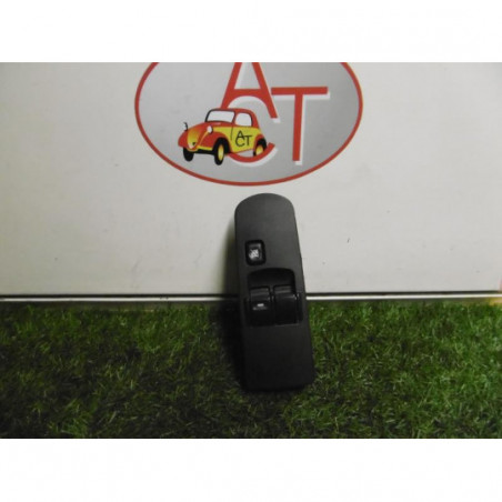 Interrupteur de leve vitre (Bloc complet) MITSUBISHI COLT VI PHASE 1 d’occasion