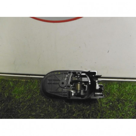 Poignee interieur avant gauche MITSUBISHI COLT VI PHASE 1 d’occasion