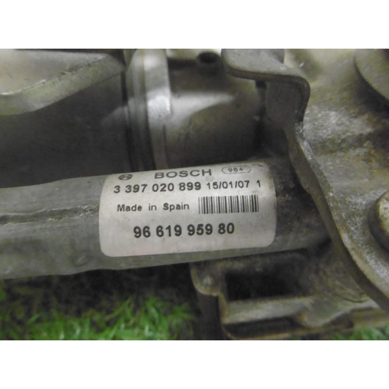 Mot. essuie glace avant droit PEUGEOT 407 PHASE 1 d’occasion
