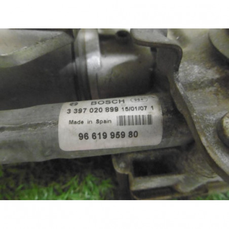 Mot. essuie glace avant droit PEUGEOT 407 PHASE 1 d’occasion