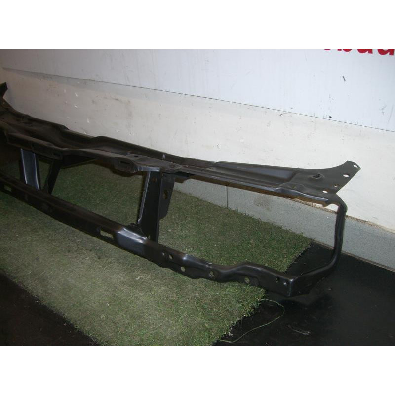 Armature avant, Masque avant VOLKSWAGEN PASSAT IV (3A2) d’occasion