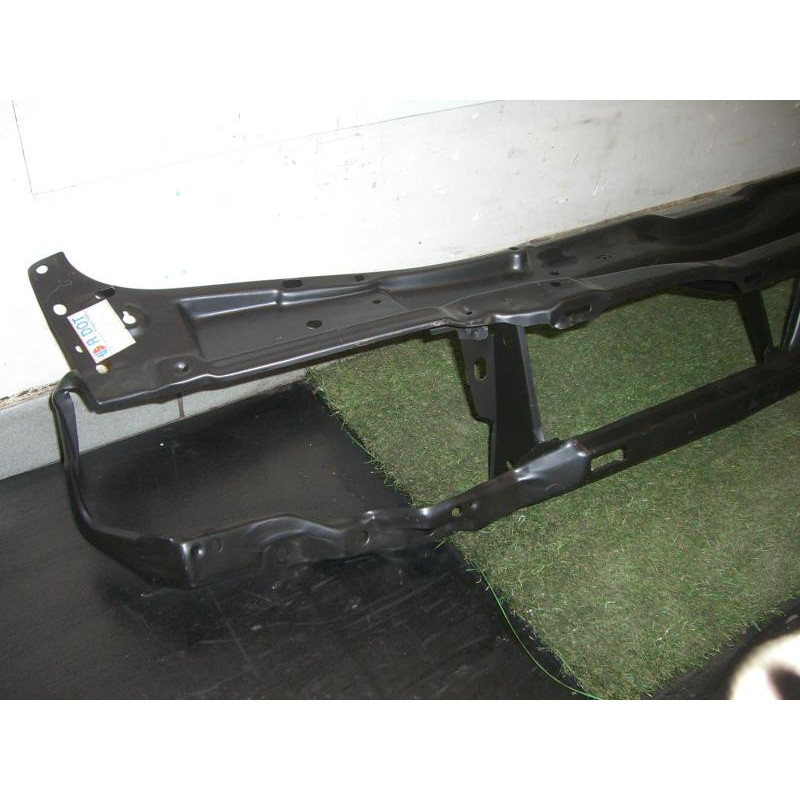 Armature avant, Masque avant VOLKSWAGEN PASSAT IV (3A2) d’occasion