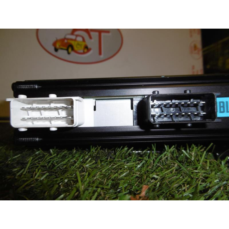 Amplificateur audio PEUGEOT 407 PHASE 1 d’occasion