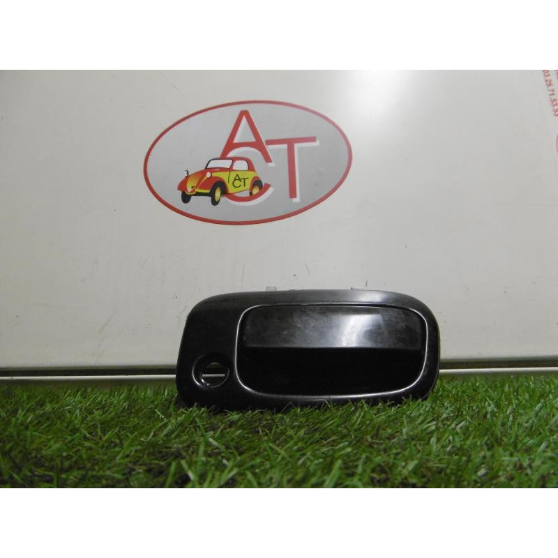 Poignee hayon TOYOTA RAV 4 II PHASE 1 d’occasion