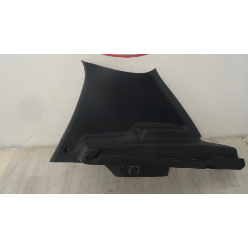 Garniture porte arriere gauche DACIA SANDERO d’occasion