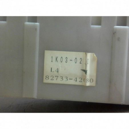 Porte fusible TOYOTA RAV 4 II PHASE 1 d’occasion