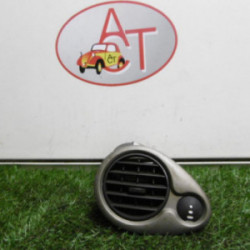 Aerateur tableau de bord avant gauche RENAULT CLIO III 1.5 DCI d’occasion