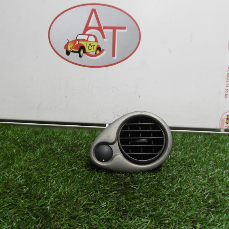 Aerateur tableau de bord avant droit RENAULT MEGANE I PHASE 2 d’occasion